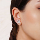 Aretes Florecitas Broquel con Circonias