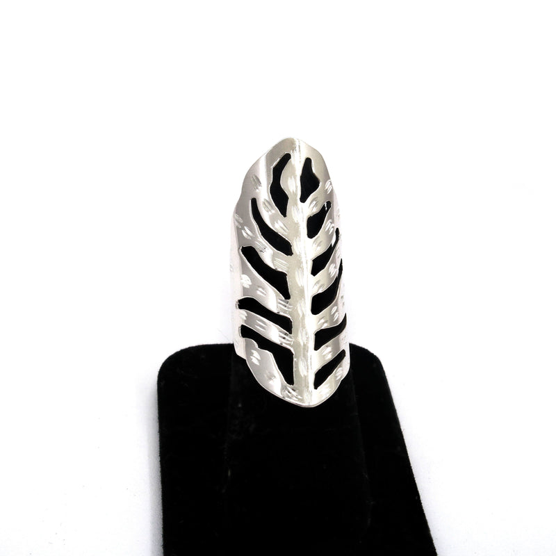 Anillo Hoja Diamantada Larga de Plata .925 - 1