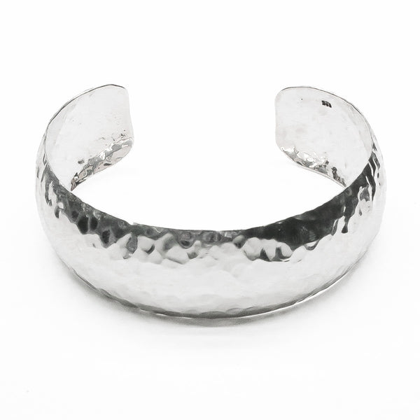 Brazalete Martillado Bombeado de Plata .925