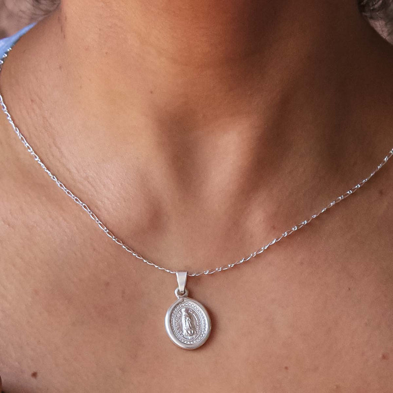 Dije Medalla Virgen de Guadalupe de Plata .925 - 2