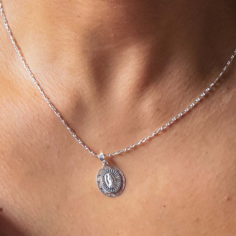Dije Medalla Virgen de Guadalupe de Plata .925 - 1