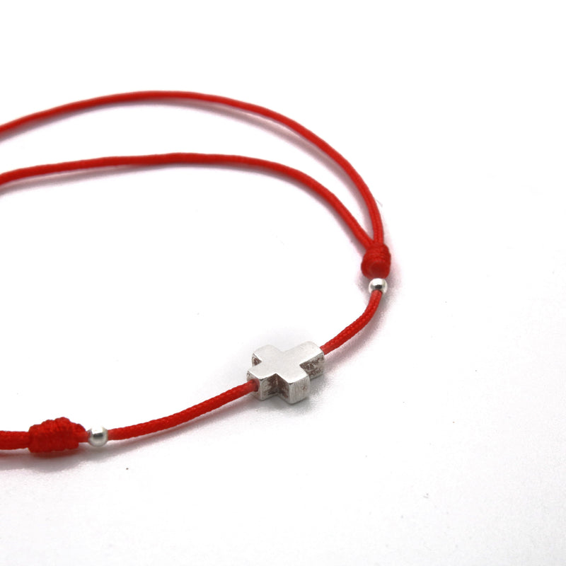 Pulsera Hilo Rojo con Cruz 2 de Plata .925